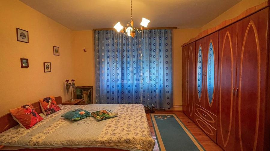Casa 5 camere,2 garaje.