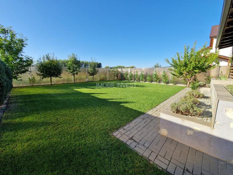 Casă individuală | 184 mp utili | 423 mp teren | 5 camere - 2
