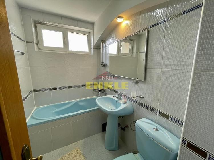 Apartament 3 camere ultracentral, str.Marchian - 12