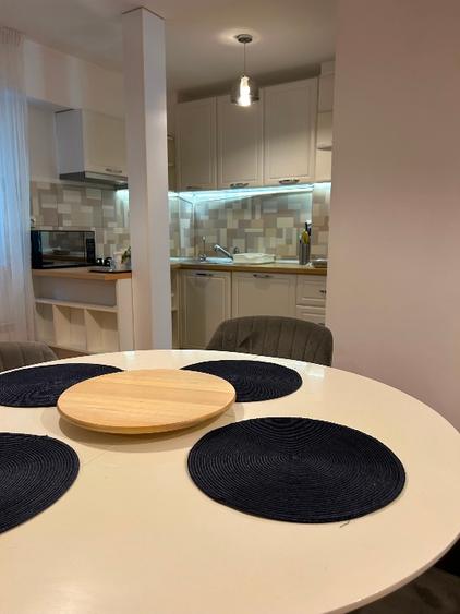Apartament 3 camere Unirii complet mobilat -propietar