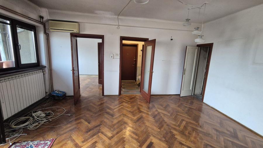 Apartament cu 3 camere 111,78 mp - Cl. Victoriei - Nicolae Iorga
