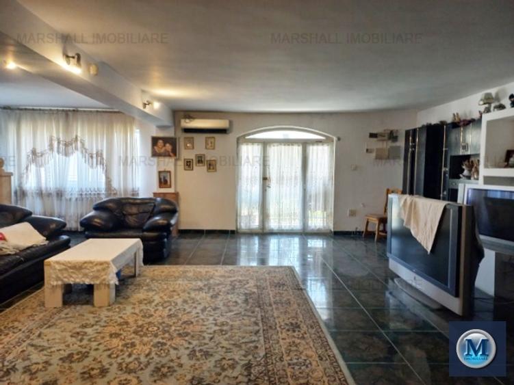 Vila cu 7 camere de vanzare, zona Marasesti, 330.96 mp #15949
