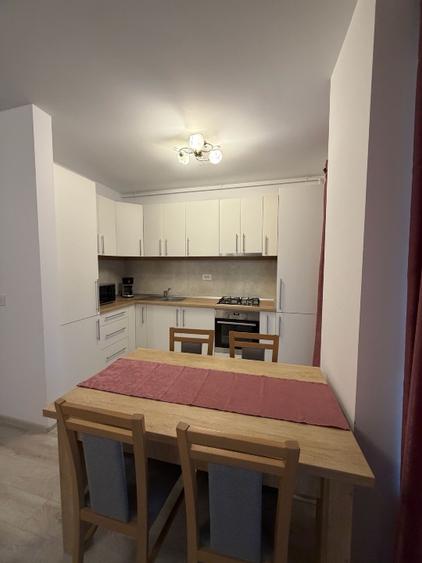 Inchiriez apartament 2 camere complex Iris Armoniei, parcare subterana