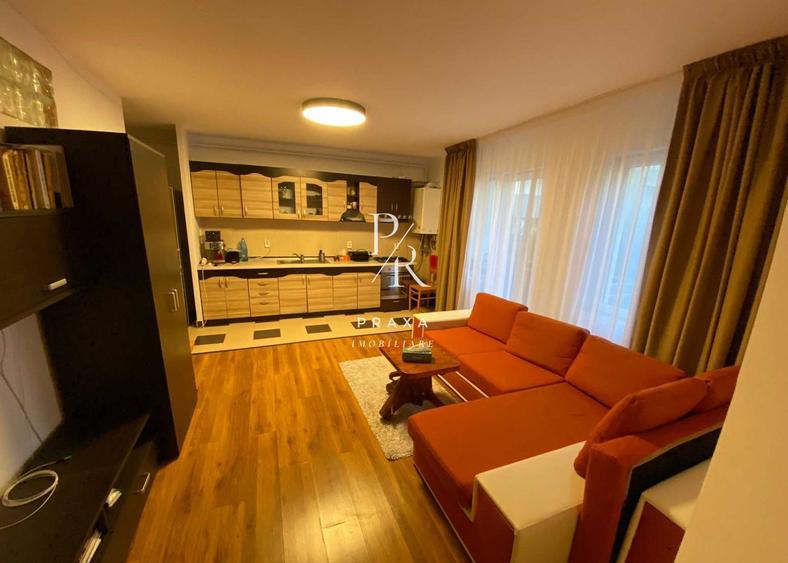 Apartament 3 camere, 2 balcoane, parcare, zona TERRA
