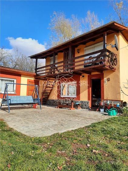 Casa Cabana de vacanta -100 MP +bucatarie vara- 2000 mp teren Dumitra - 4
