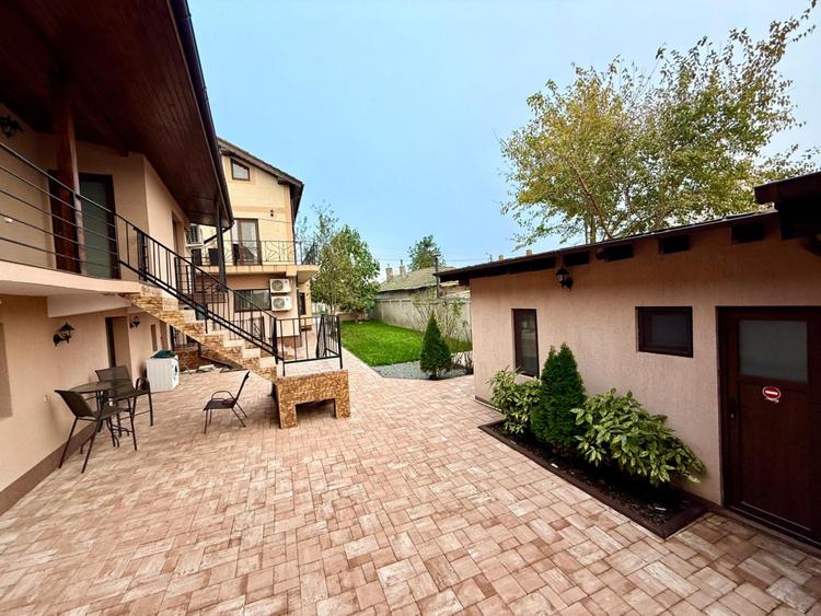 Pensiune turistica de vanzare in Corbu vedere lac afacere la cheie