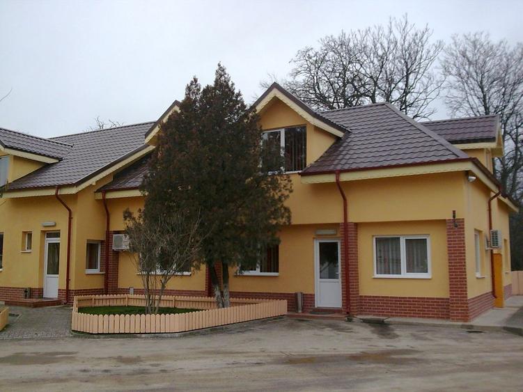 Afacere de vanzare | Hale | Teren 3,2 ha | Statie prefabricate