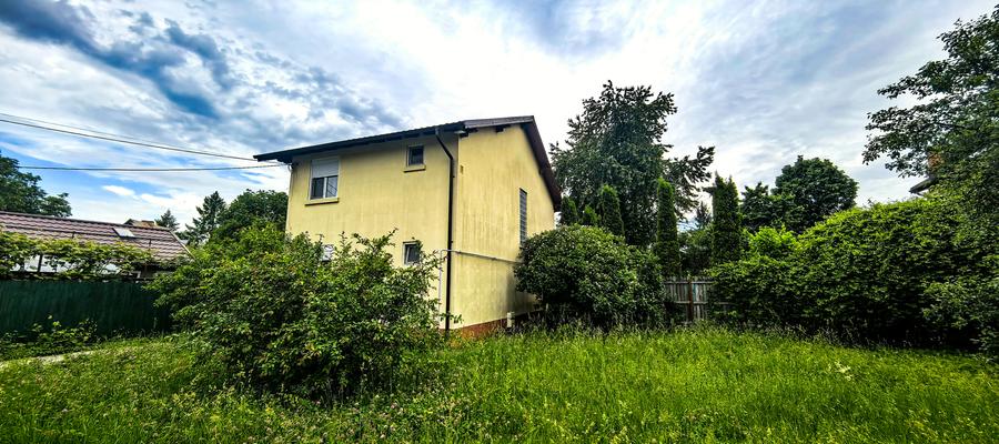 Casă 130mp ,P+E, teren 891 mp – Breaza, Prahova