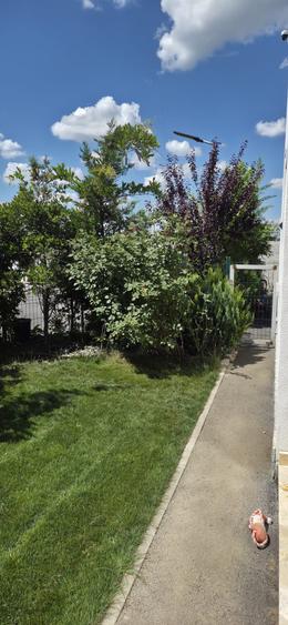Casa pe parter cu 4 camere cu Panouri Fotovoltaice 6kw si Baterie 5kw