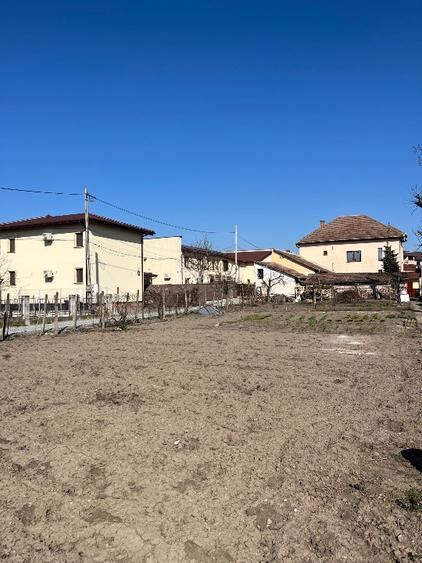 Casă individuală deosebită cu teren de 1.500 mp - construibil - 7