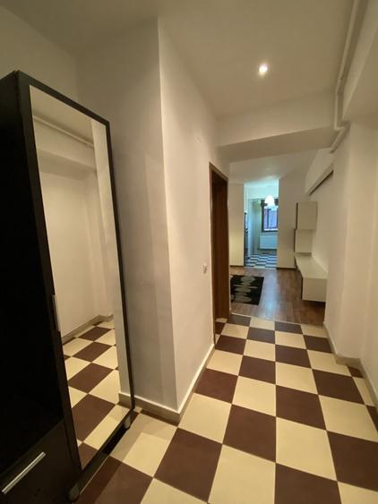 Garsoniera Mall Vitan bloc nou+centrala proprie