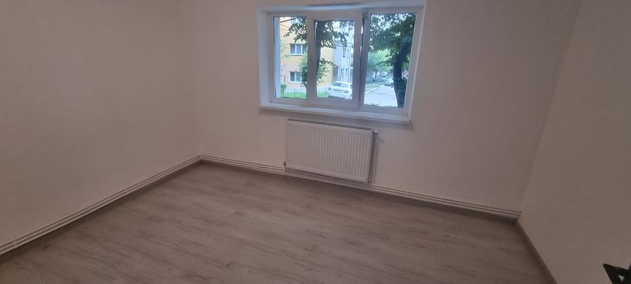Apartament cu 2 camere zona Parcului Curcubeul