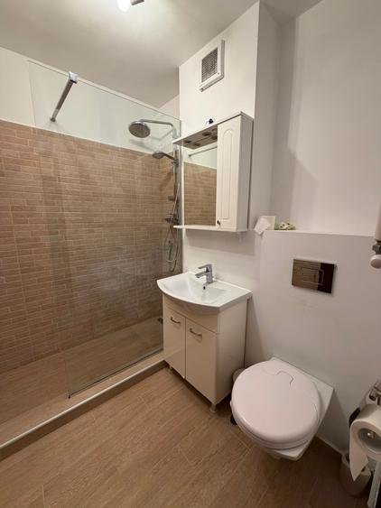 Apartament superb 2 camere renovat  etaj 3 ,Calea Crângași