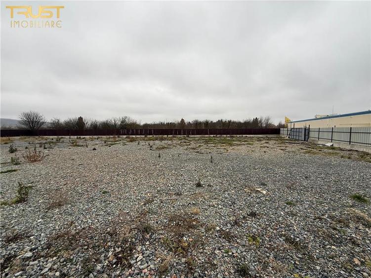 Parcare | Depozitare | Zona Selgros | 1250 MP | Poarta acces