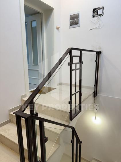 Piata Romana, mansarda boema, finisaje in linii simple si elegante