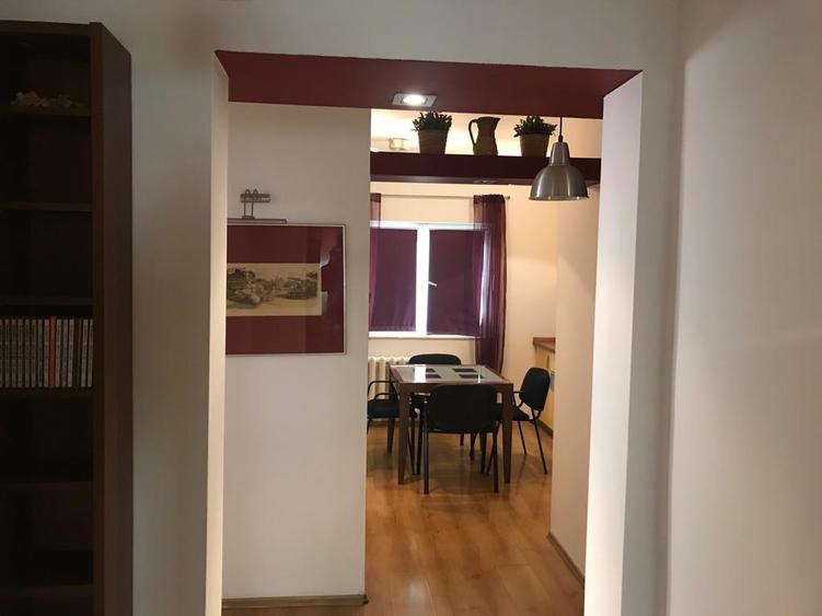 Apartament 3 camere mobilat si utilat modern,bloc de monolit acces metrou ,liber