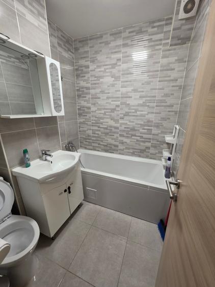Berceni, Oltenitei, chiar pe Anton Bacalbasa, renovata, mobilata si utilata
