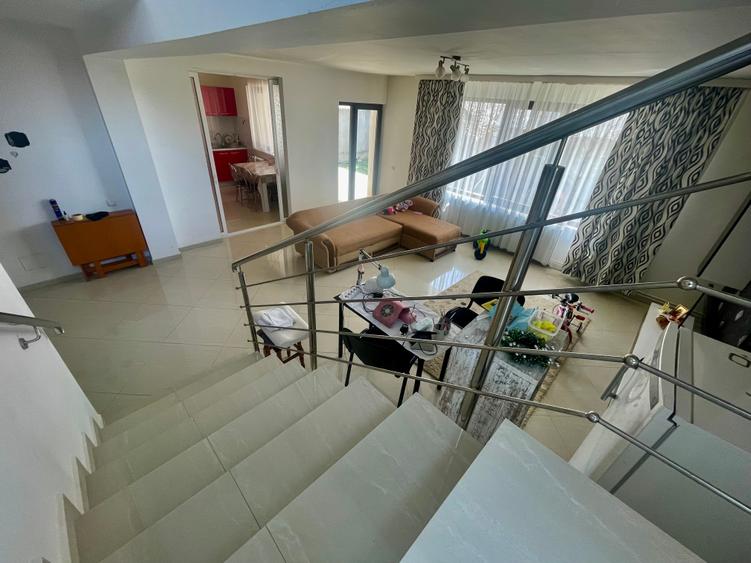 Casa individuala P+1+M situata in sector 4 Drumul Binelui