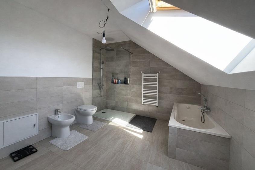 Casă individuală de vânzare în Beclean – eleganță, confort și natură