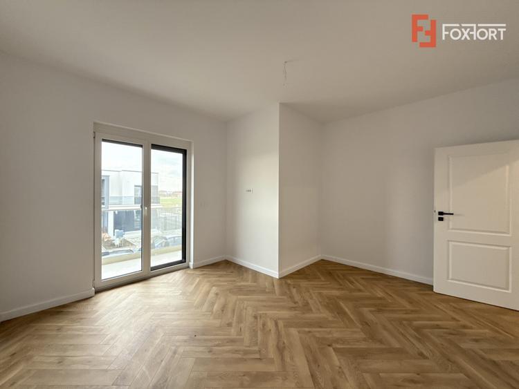 Duplex cu 4 camere de vanzare in localitatea Covaci