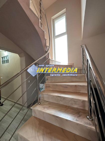 Casa in Centru finisata, mobilata, utilata complet - 9