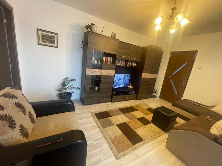 Apartament 3 camere, 68.87 mp total, etaj 3, Valea Rosie