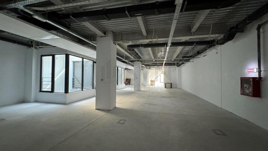 REC3001124 OPORTUNITATE l Piata Romana l Cladire 3400 mp ideal hotel l clinica m