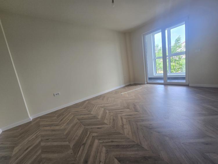 Apartam.2 camere cu geam la baie,parcare,finisaje premium,Popas-Pacurari:162513