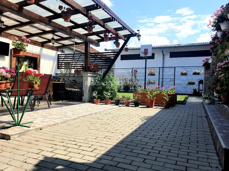 NOA HOME | Casă renovată și mobilată | 130 mp | Teren 303 mp | Zonă centrala - 2