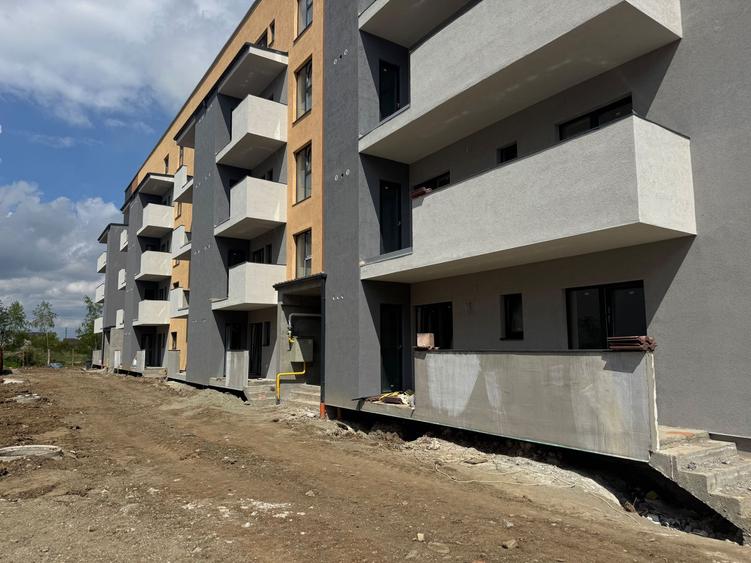 Penthouse 3 camere , 2 bai,TERASA 90mp, Lacul lui Binder, Sibiu