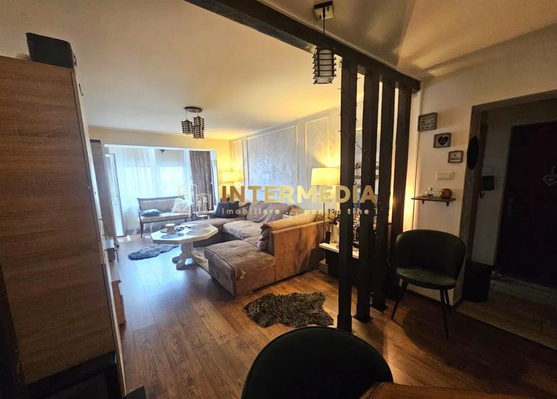 Apartament 3 camere CETATE Bulevard Etaj 3 Renovat Total Mobilat Beci Parcare