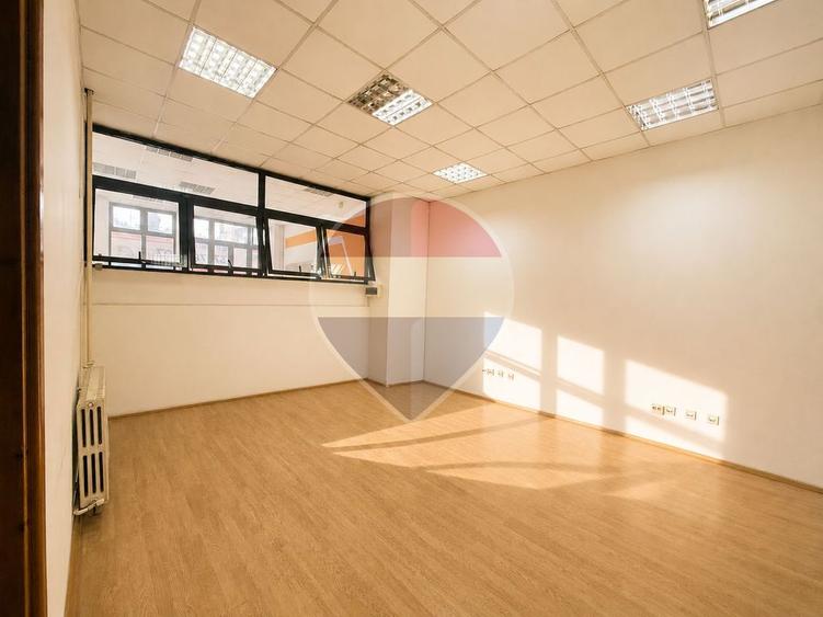 Spațiu de birouri zona centrala - langa primarie