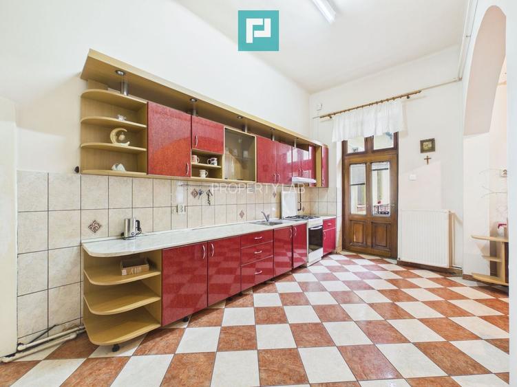 Apartament generos cu 3 camere – Zona Centrală - 9