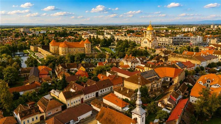 Casa pretabila: rezidential/ comercial/ servicii  Central, Fagaras - 25