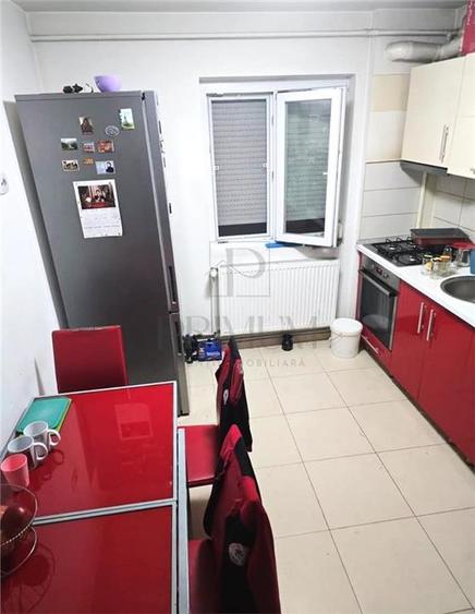 CIRCUMVALATIUNII - PARTER - 3 CAMERE - BALCON - CENTRALA PROPRIE - RULOURI - REN