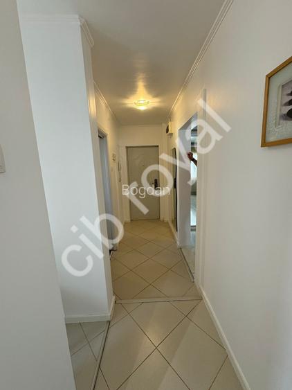Garsoniera Alba Iulia-Decebal,Str. Mesterul Manole 4,la 10 min metrou Muncii - 12