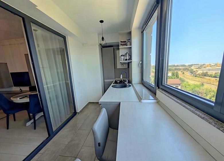 Apartament modern cu 2 camere și vedere spectaculoasă la Marea Neagră