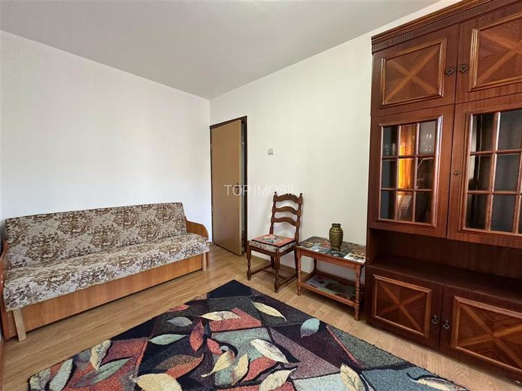 Vanzare apartament cu 2 camere, Podu Ros - Bulevardul Socola - 3