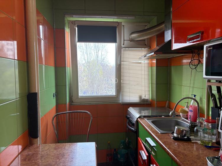 Apartament spatios cu trei camere, Brancoveanu, 80.000€ negociabil - 6