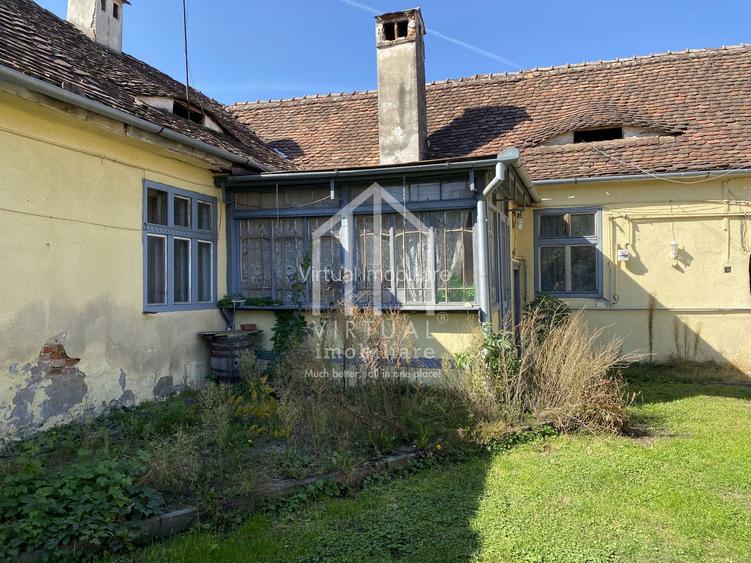 Casa de vanzare in Sibiu, cu doua apartamente - 3