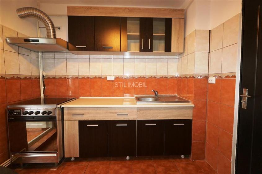 Apartament 2 camere Nicolina prima statie din Podu Ros - 25