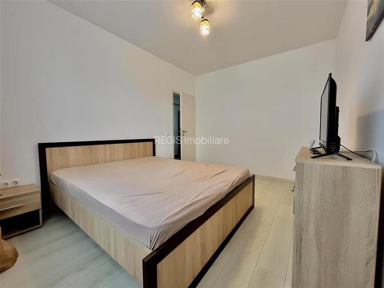 Apartament 2 Camere Decomandat in Qualis cu Parcare - Coresi - 4