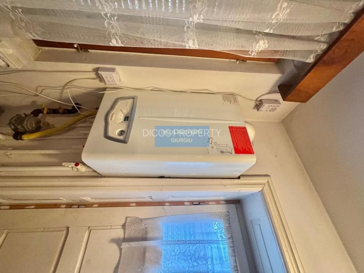 Casă de vânzare  zona Str. Gheorghe Doja, 3 camere - 3