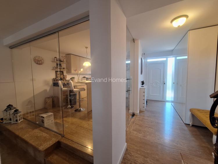 Casa in Dumbravita- mobilier de lux -pozitie excelenta - 2