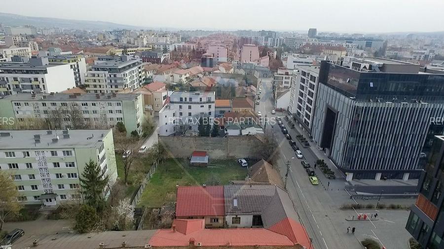 Teren de vanzare in zona Centrala - 10