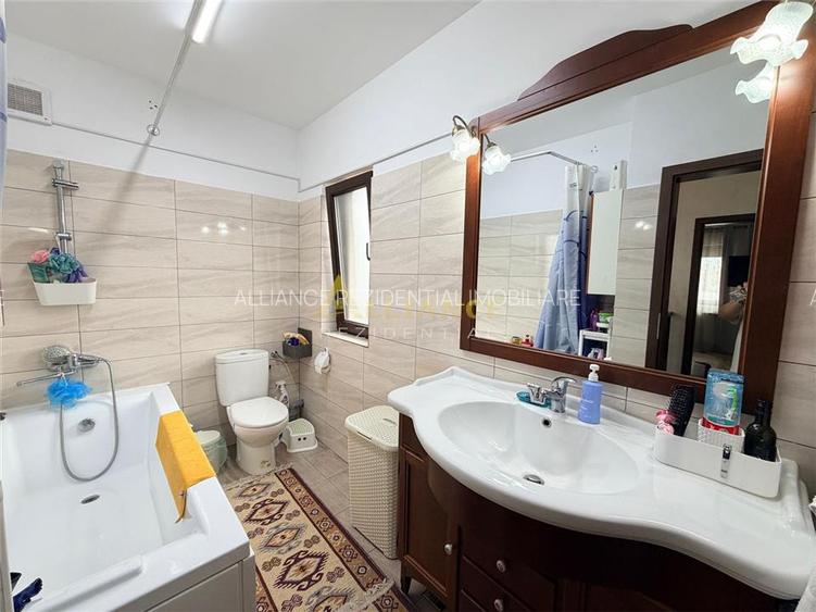 Casa Individuala - 4 camere - 2 bai - 575mp teren - 7