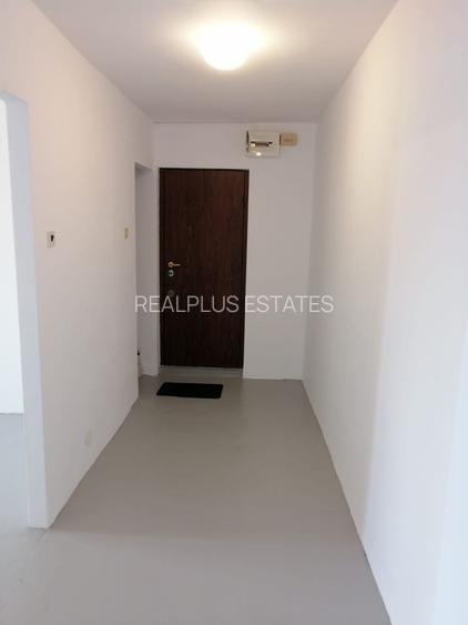 De vanzare 2 camere - etaj 2/3, central - Oras Otopeni - 6