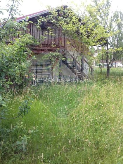de vanzare Casă / Vilă cu 5 camere, la rosu - 6
