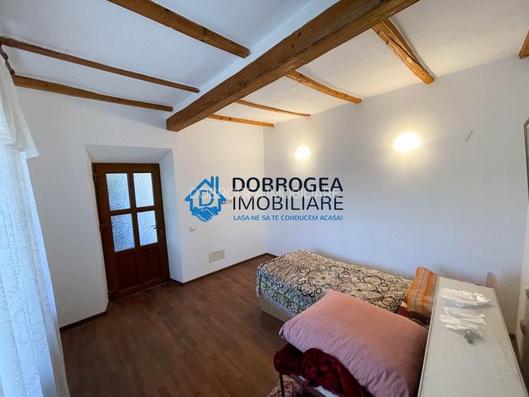 Sat Parches, 2 case  individuale, teren 4860 mp - 17