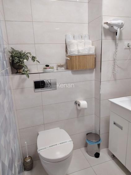 Proprietar  studio  in MAMAIA de vanzare - 9